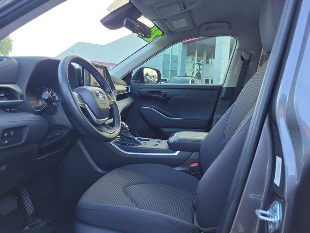 used 2024 Toyota Highlander car, priced at $43,990