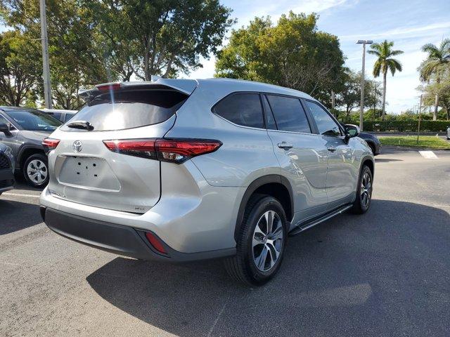 used 2023 Toyota Highlander car, priced at $37,254