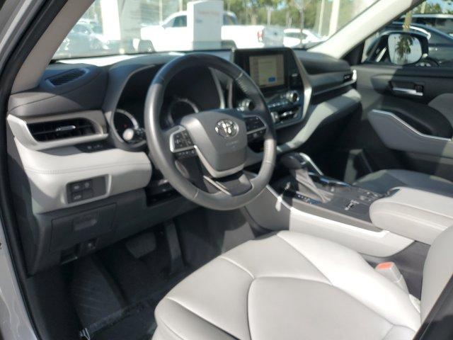 used 2023 Toyota Highlander car, priced at $37,254