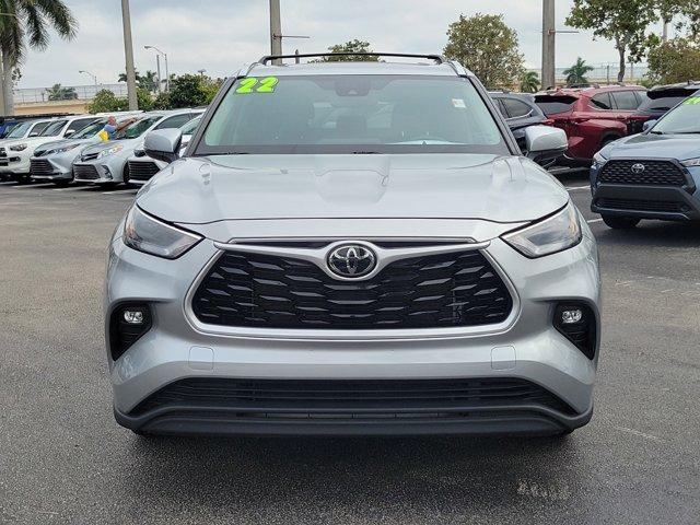 used 2022 Toyota Highlander car, priced at $33,900