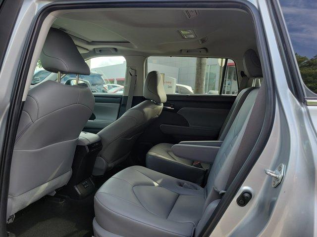 used 2023 Toyota Highlander car, priced at $37,844