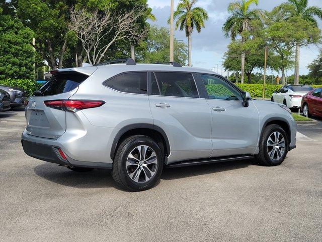 used 2023 Toyota Highlander car, priced at $37,844