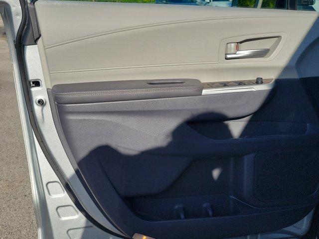 used 2023 Toyota Sienna car, priced at $39,602