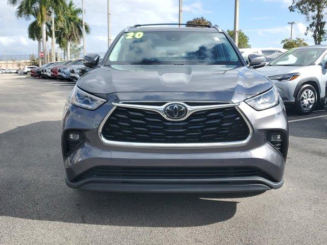 used 2020 Toyota Highlander car, priced at $29,755