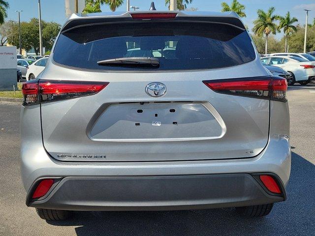 used 2022 Toyota Highlander car, priced at $30,648