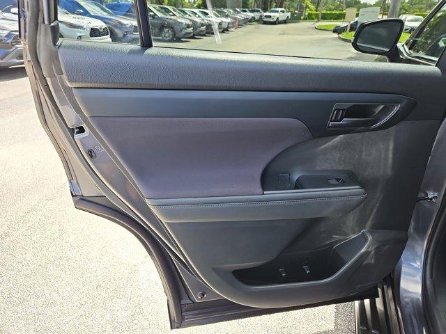 used 2023 Toyota Highlander car, priced at $30,972