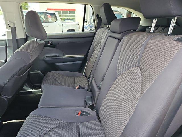 used 2023 Toyota Highlander car, priced at $30,972