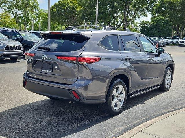 used 2023 Toyota Highlander car, priced at $30,972