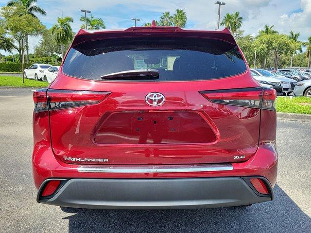 used 2021 Toyota Highlander car, priced at $31,358