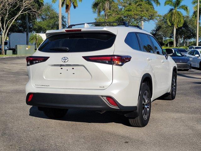 used 2024 Toyota Highlander car, priced at $40,723