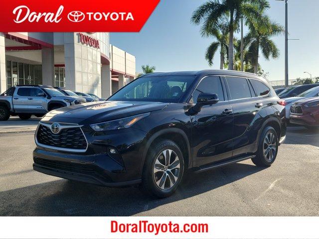 used 2022 Toyota Highlander car, priced at $28,990