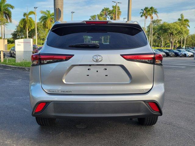 used 2022 Toyota Highlander car, priced at $33,700
