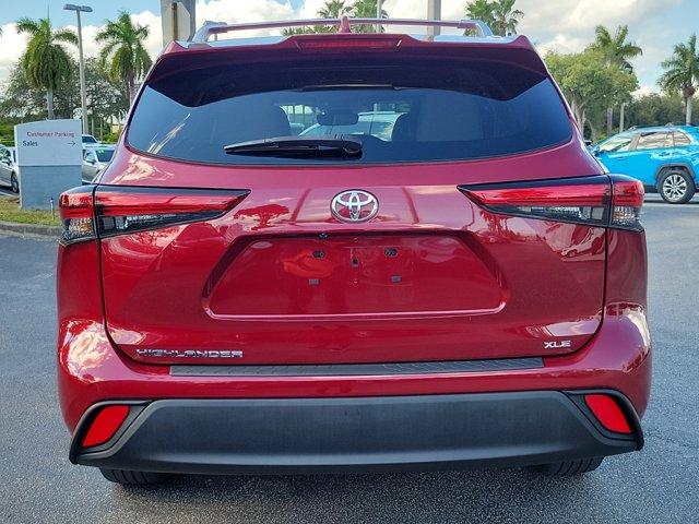 used 2023 Toyota Highlander car, priced at $34,454