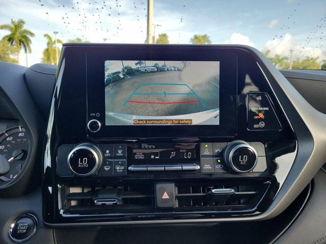 used 2023 Toyota Highlander car, priced at $33,440