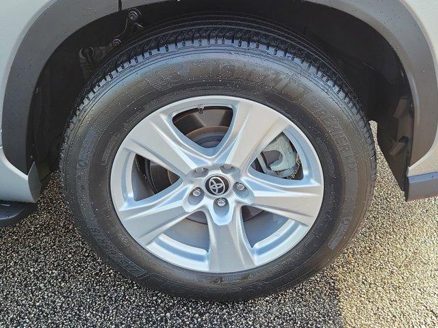 used 2023 Toyota Highlander car, priced at $33,440