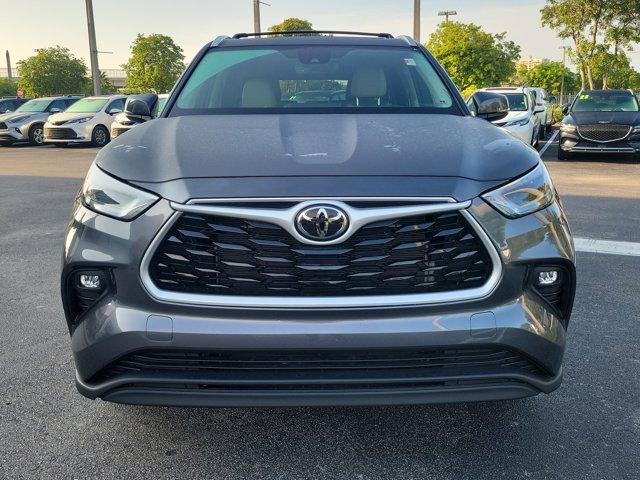 used 2023 Toyota Highlander car, priced at $36,593
