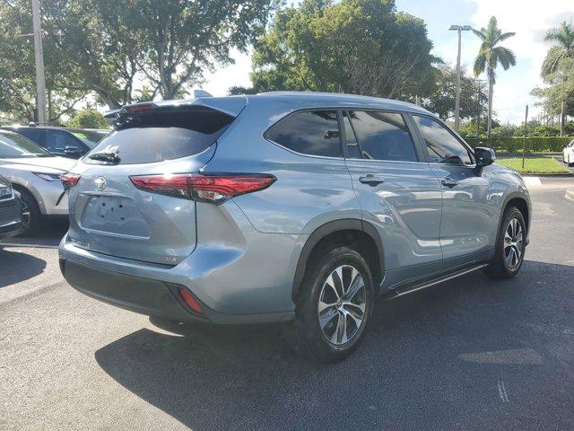 used 2023 Toyota Highlander car, priced at $38,480