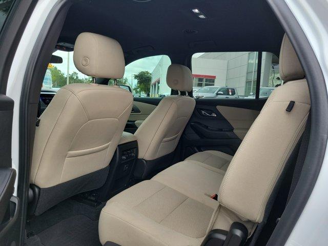 used 2023 Chevrolet Traverse car, priced at $24,104