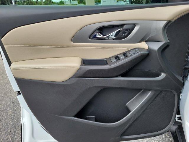 used 2023 Chevrolet Traverse car, priced at $24,104