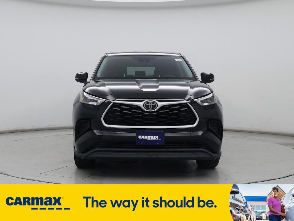 used 2020 Toyota Highlander car, priced at $27,998
