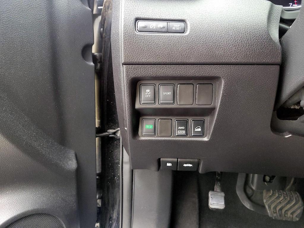 used 2015 Nissan Rogue car, priced at $12,599