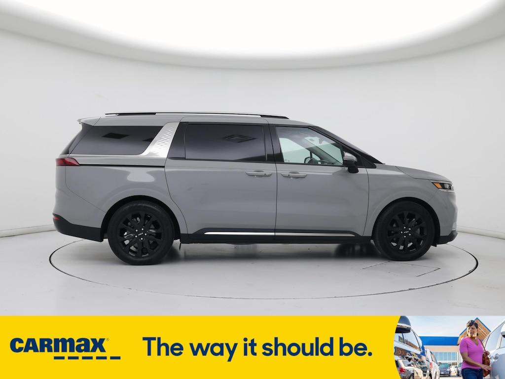used 2024 Kia Carnival car, priced at $44,998