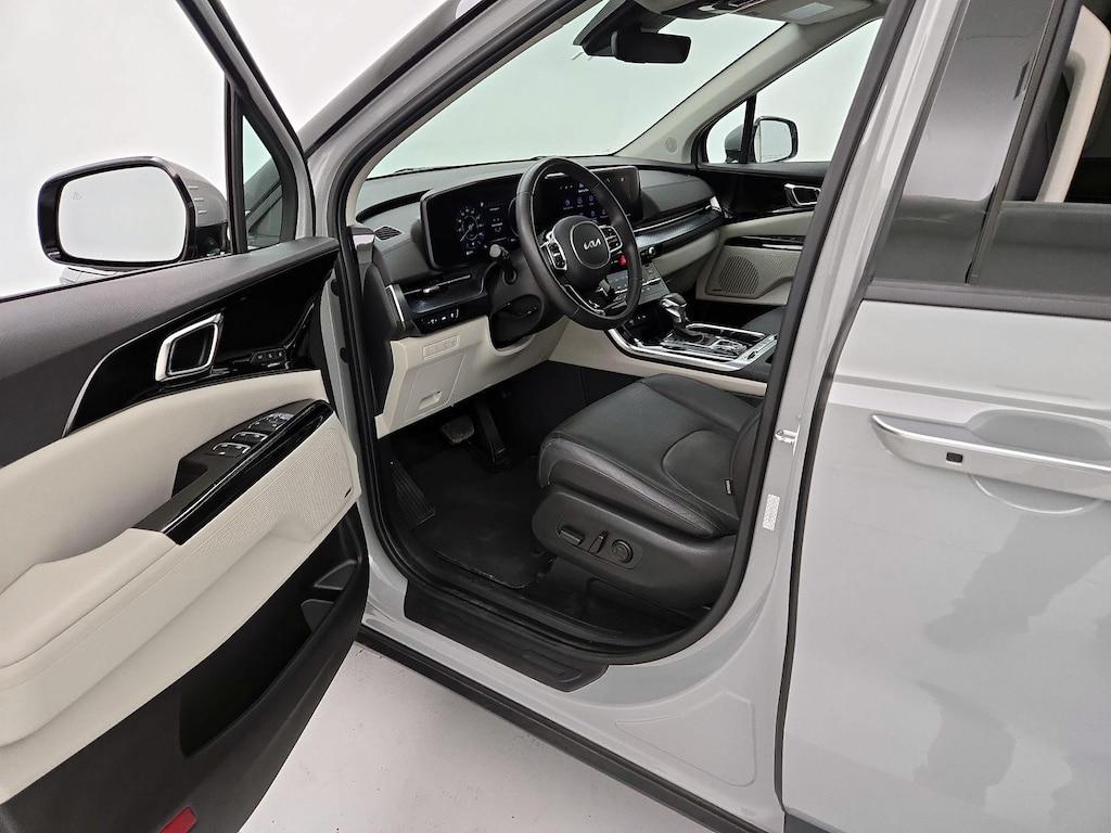 used 2024 Kia Carnival car, priced at $44,998