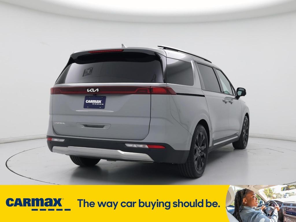 used 2024 Kia Carnival car, priced at $44,998