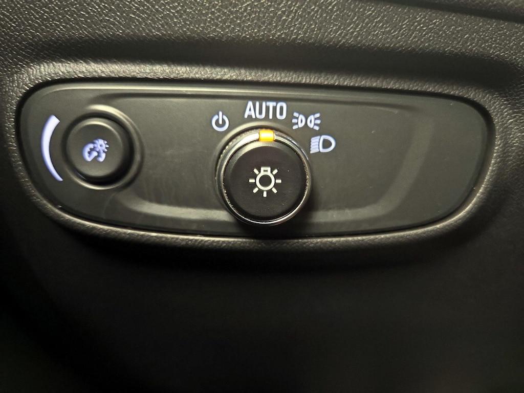 used 2024 Chevrolet Equinox car, priced at $26,998