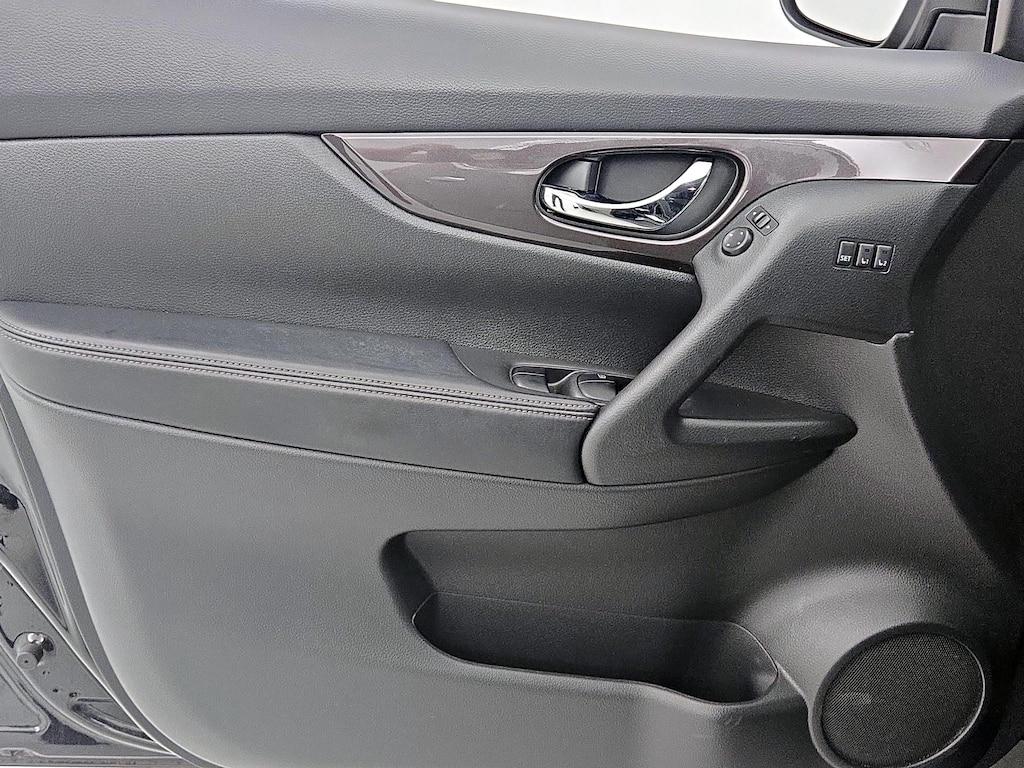 used 2019 Nissan Rogue car, priced at $21,998