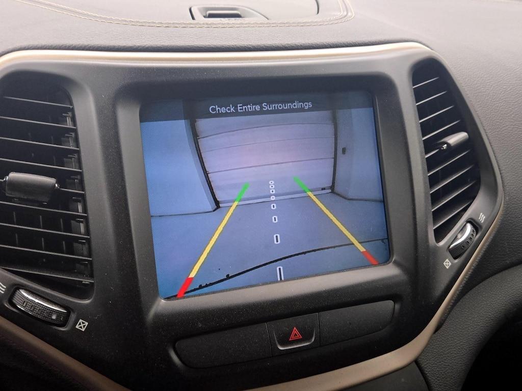 used 2016 Jeep Cherokee car, priced at $13,998