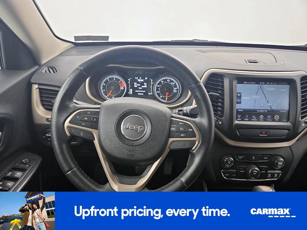 used 2016 Jeep Cherokee car, priced at $13,998