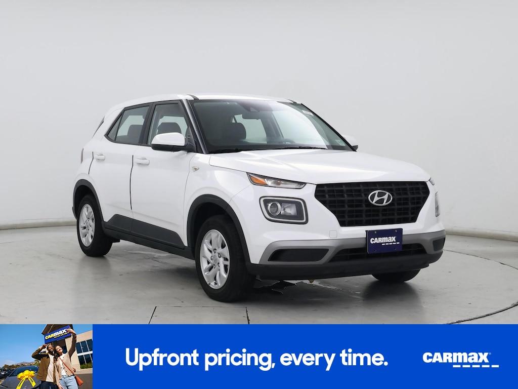 used 2022 Hyundai Venue car, priced at $17,998
