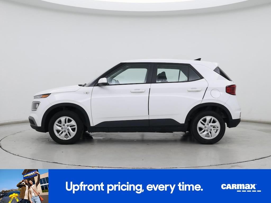 used 2022 Hyundai Venue car, priced at $17,998