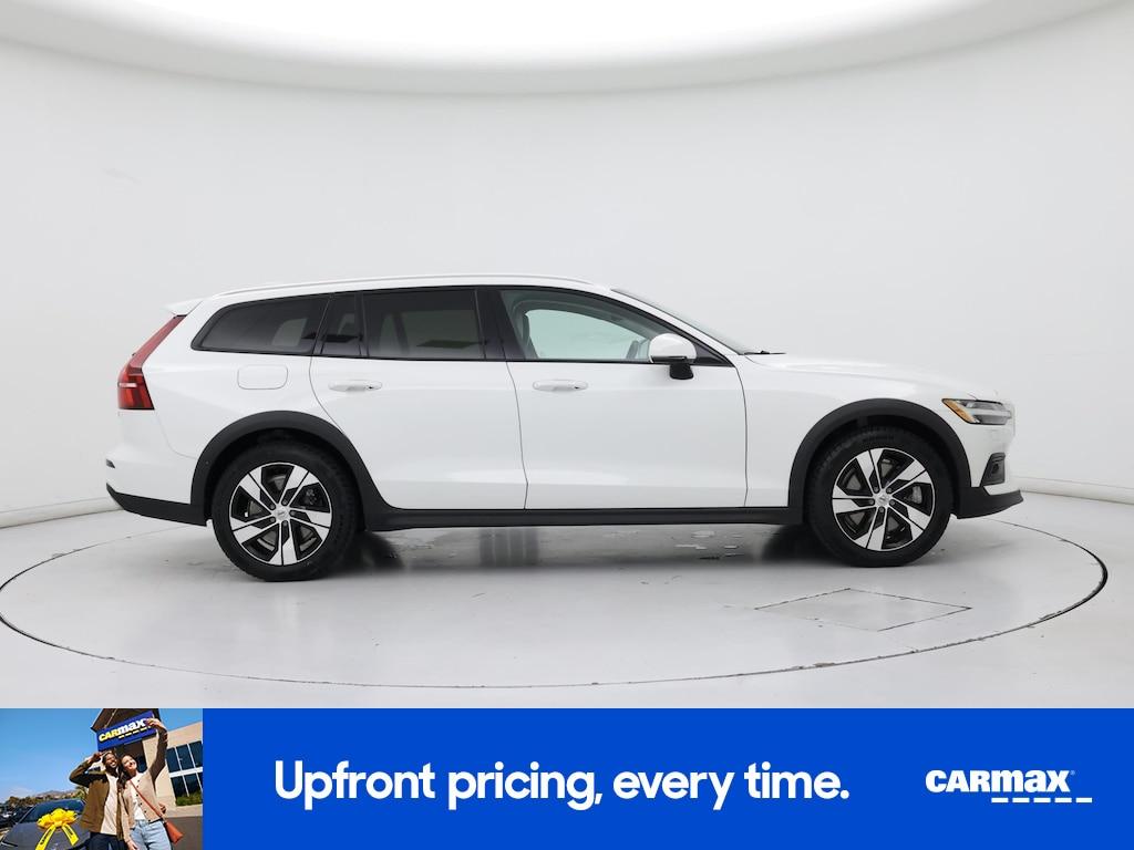 used 2020 Volvo V60 Cross Country car, priced at $28,998