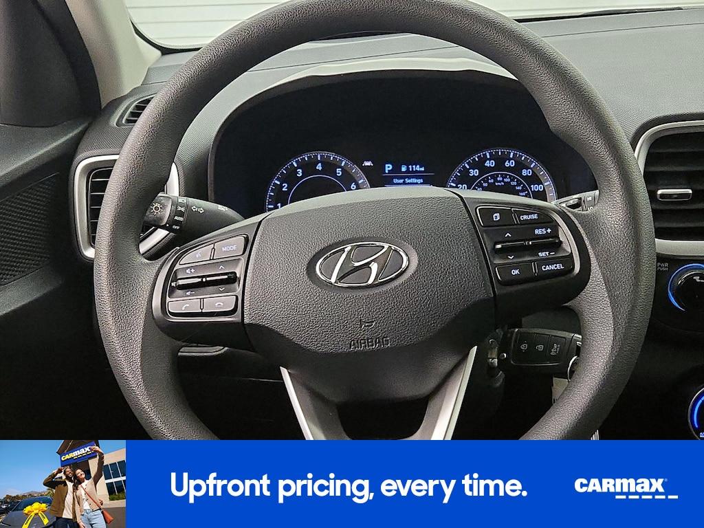 used 2022 Hyundai Venue car, priced at $18,998