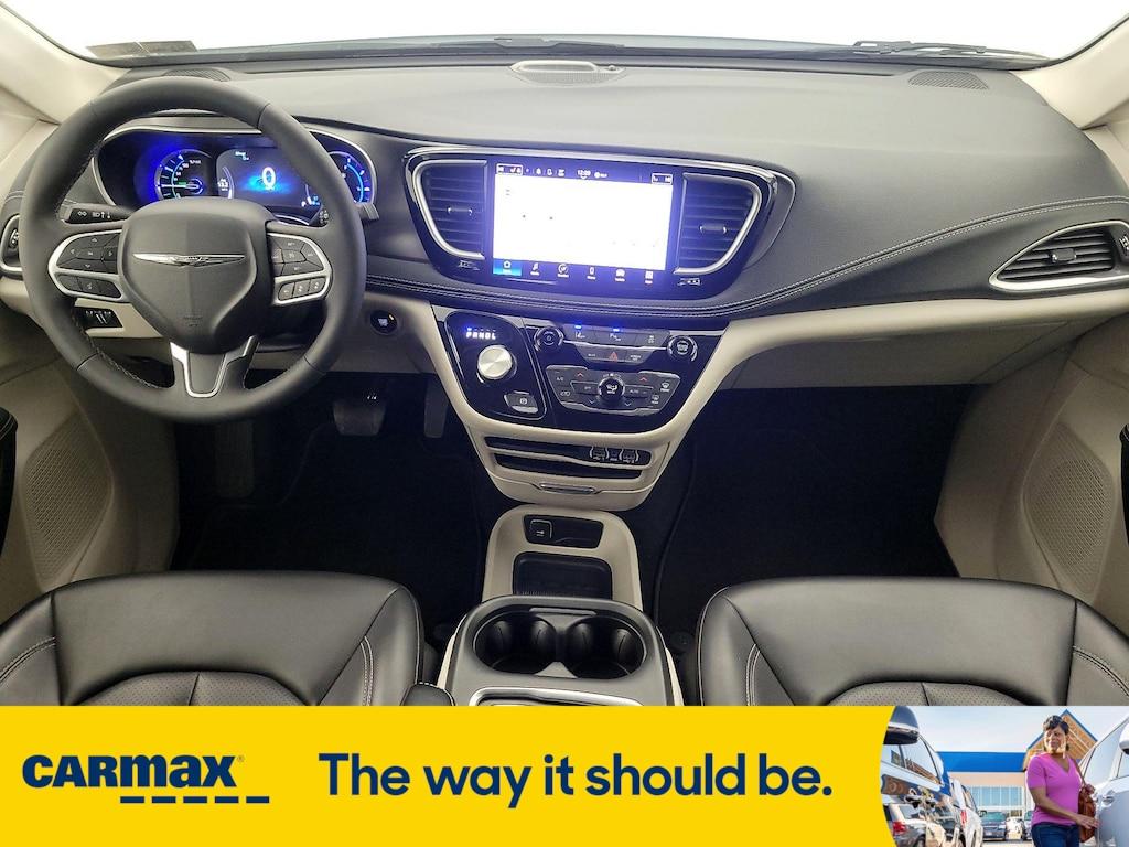 used 2023 Chrysler Pacifica Hybrid car, priced at $28,998