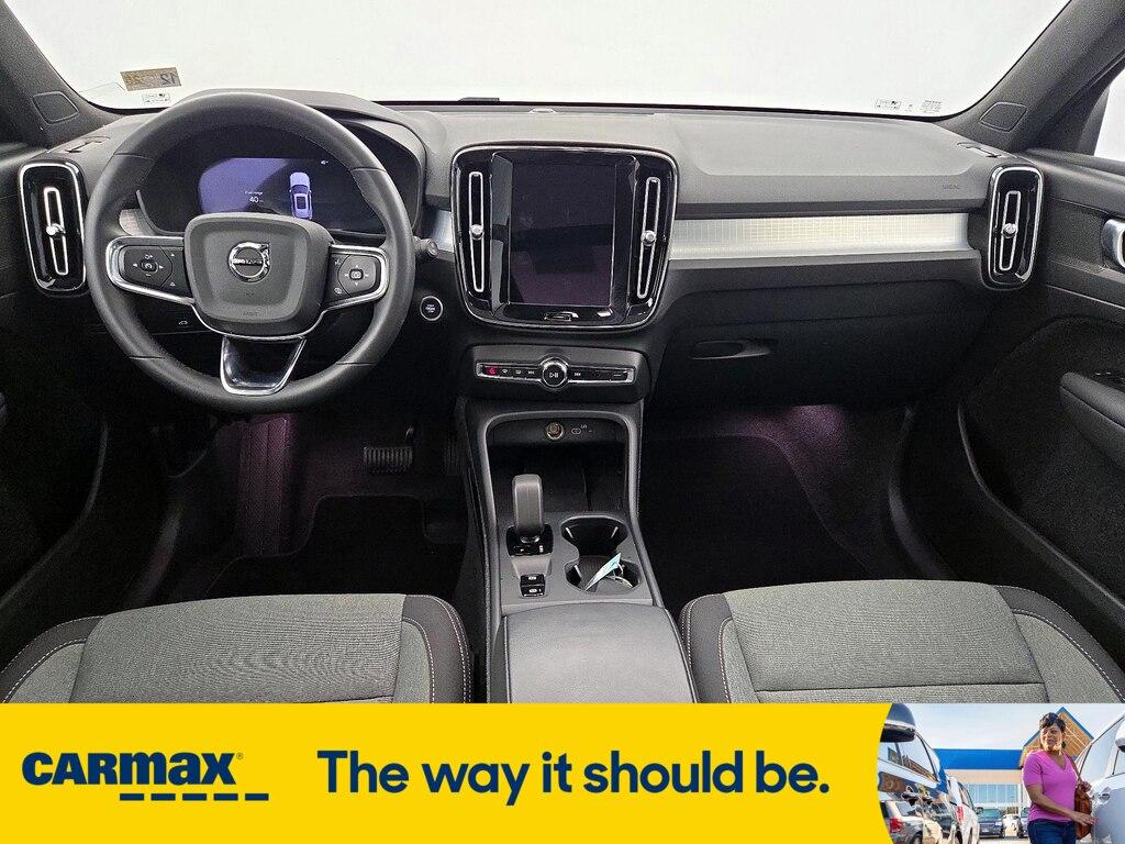 used 2024 Volvo XC40 car, priced at $31,998