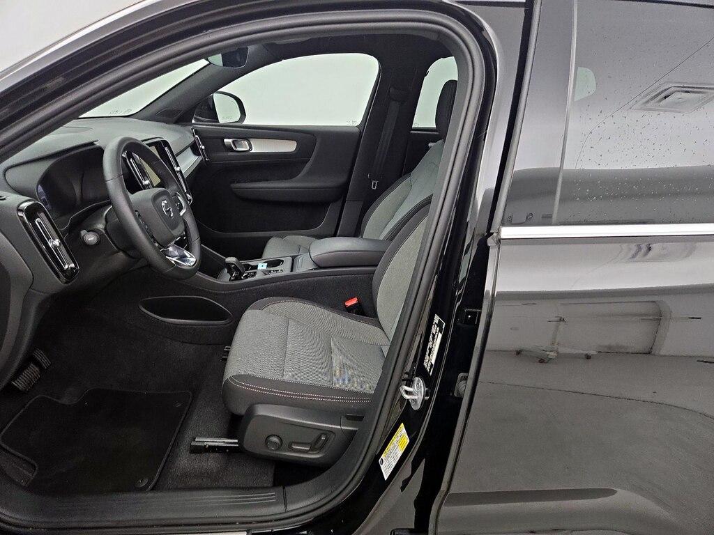 used 2024 Volvo XC40 car, priced at $31,998