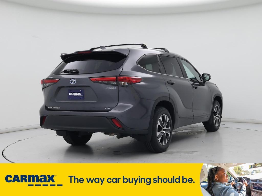 used 2023 Toyota Highlander Hybrid car, priced at $45,998