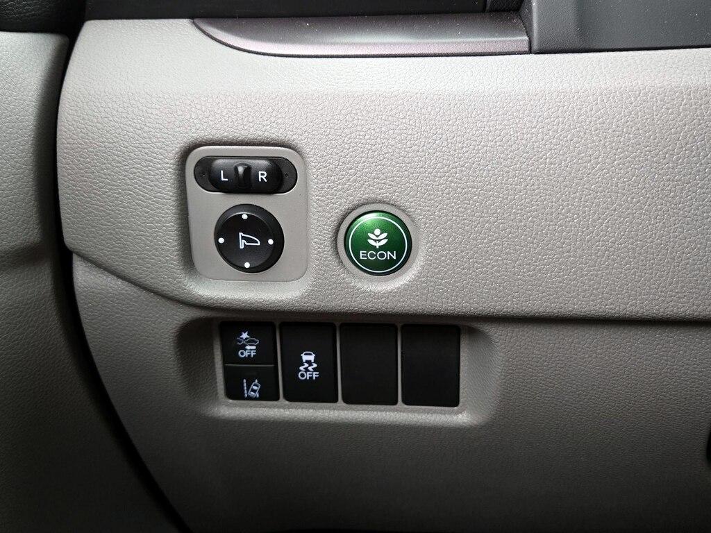 used 2022 Honda Pilot car, priced at $32,998