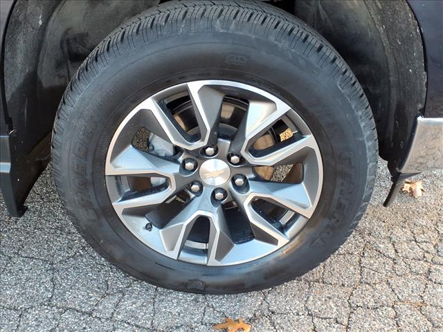 used 2024 Chevrolet Silverado 1500 car, priced at $39,995