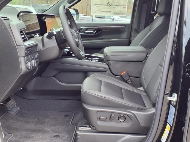 new 2025 Chevrolet Suburban car, priced at $82,745