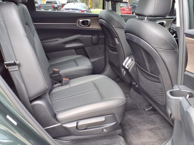 used 2023 Kia Sorento car, priced at $32,995
