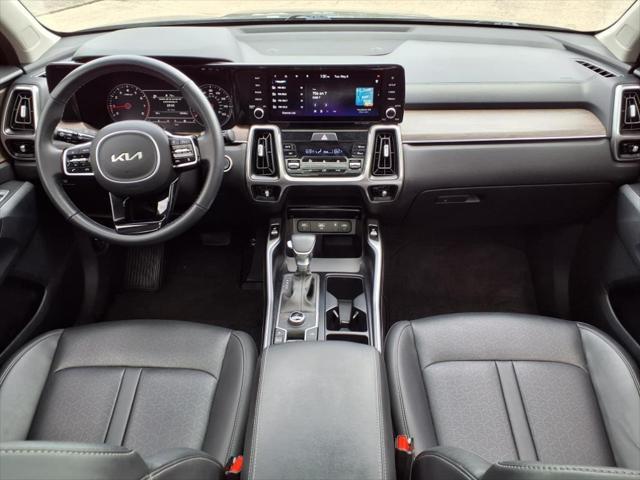 used 2023 Kia Sorento car, priced at $32,995