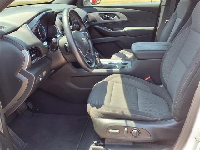 used 2022 Chevrolet Traverse car, priced at $31,491