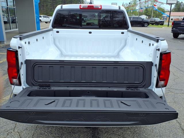 new 2025 Chevrolet Colorado car