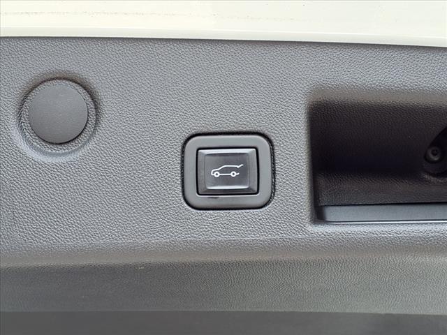 used 2022 Chevrolet Equinox car, priced at $29,995