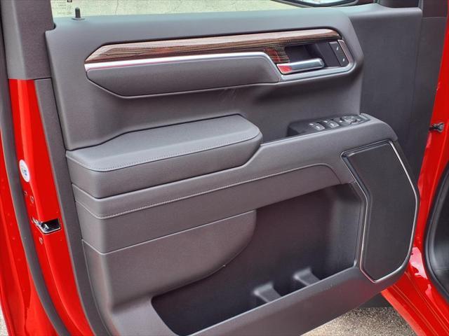 new 2025 Chevrolet Silverado 1500 car, priced at $55,995