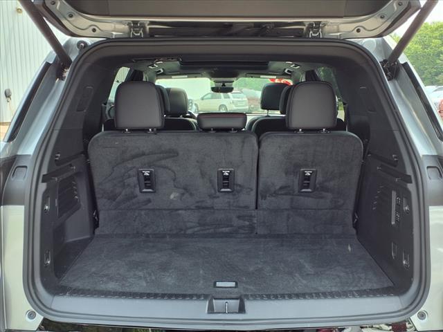 used 2024 Chevrolet Traverse car, priced at $55,995